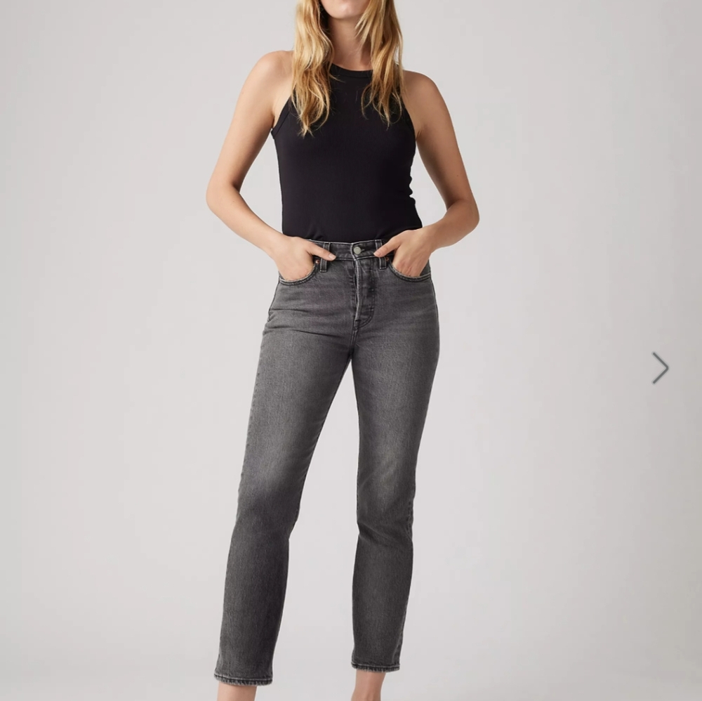Levis Gray Wedgie Jeans